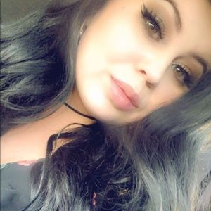 Meet your Posher, Leah